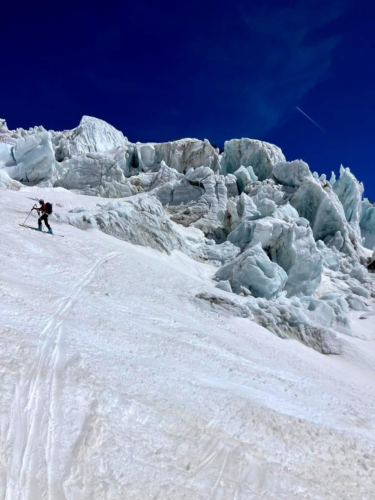 J1 : Montée du col du Tour Noir, séracs du glacier des Améthystes&nbsp;