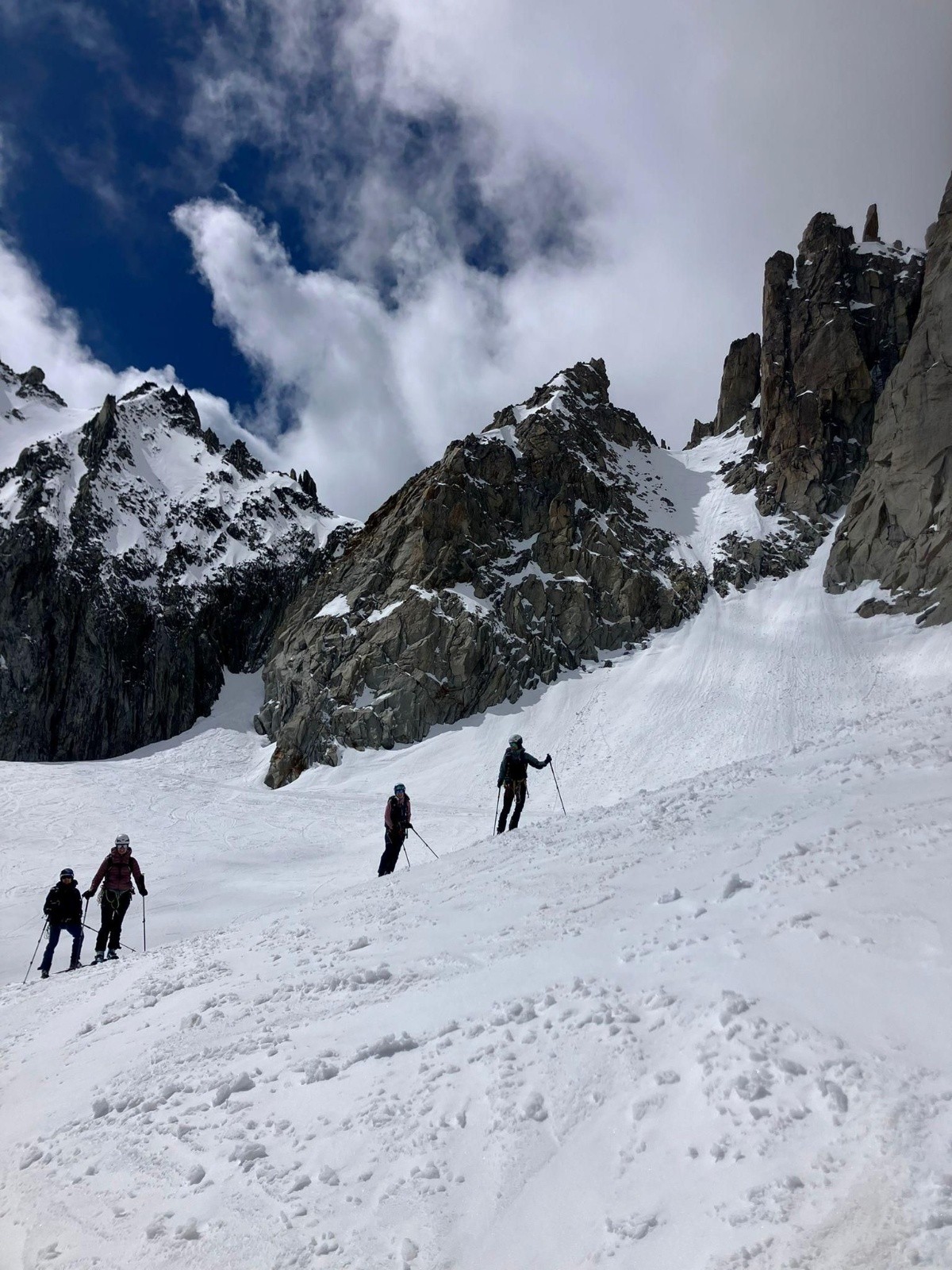 J2 : Sous le col du Chardonnet, avec nos amis suisses&nbsp;