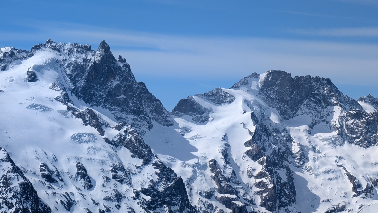 &nbsp;Belle plastique