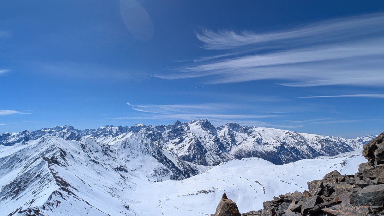 &nbsp;Cirrus élégants