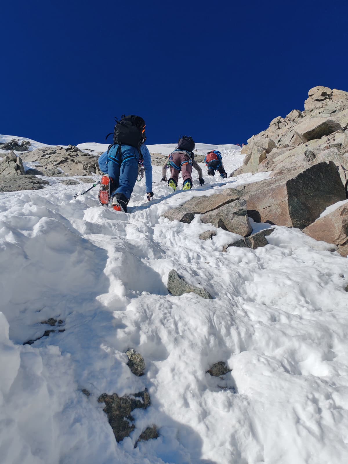 le col milieu pour monter la Grande Ruine
