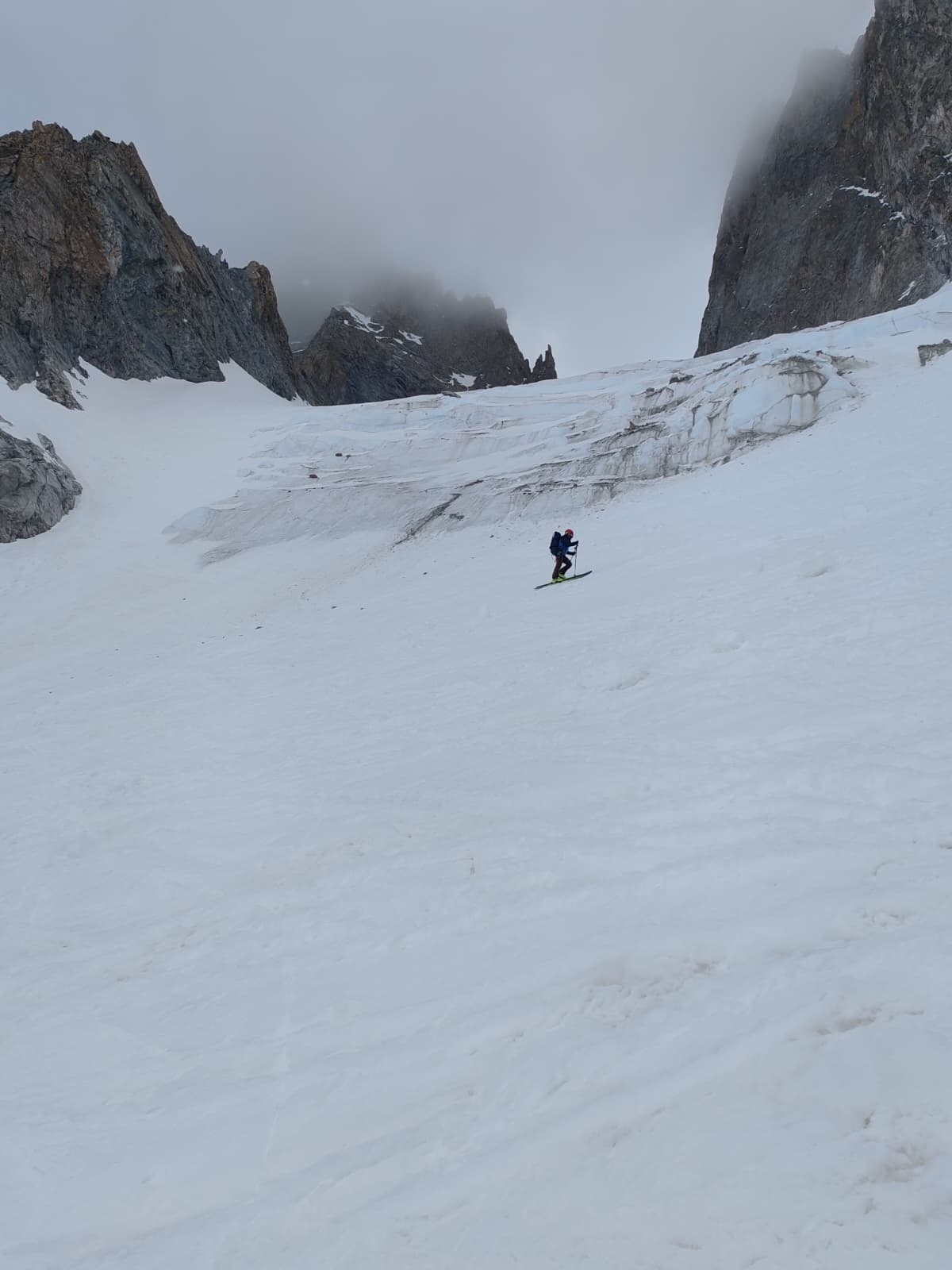 La montée au col de Casse Deserte