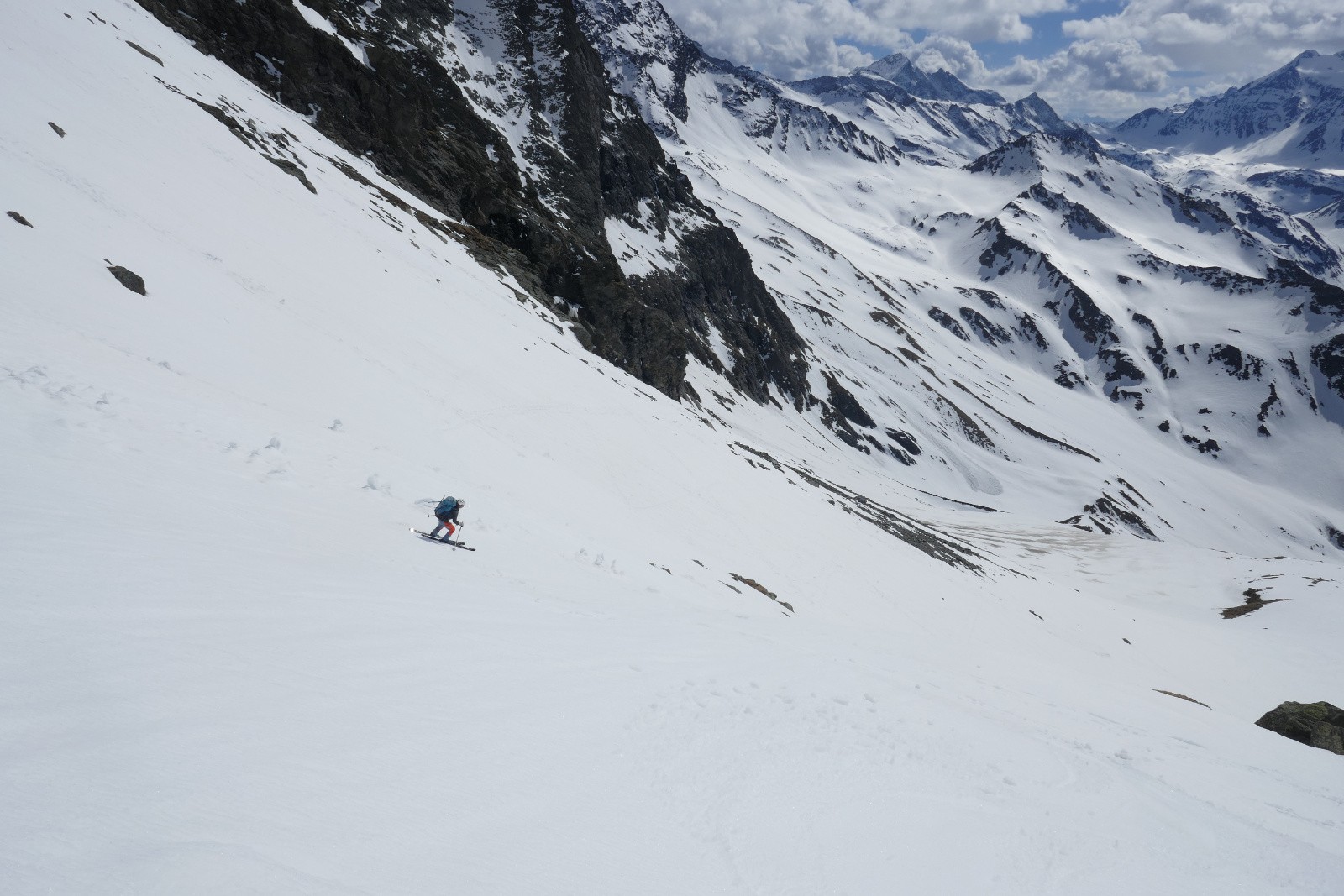Descente Sud pas trop mal >2300m malgré l'horaire tardif 