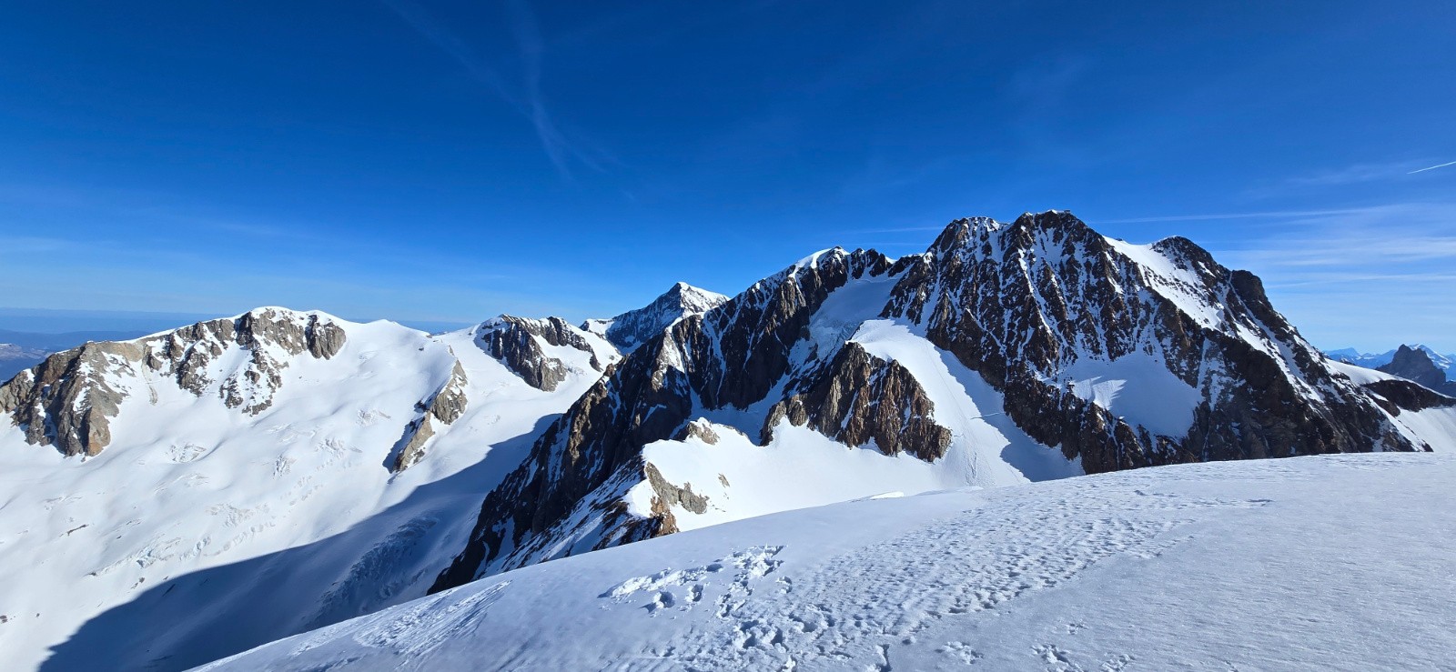 Tre la tête centrale&nbsp;