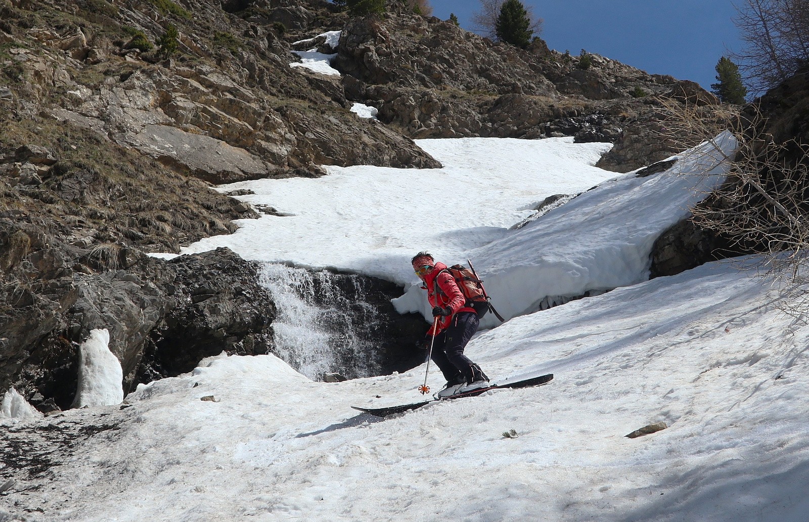 Sous la cascade&nbsp;