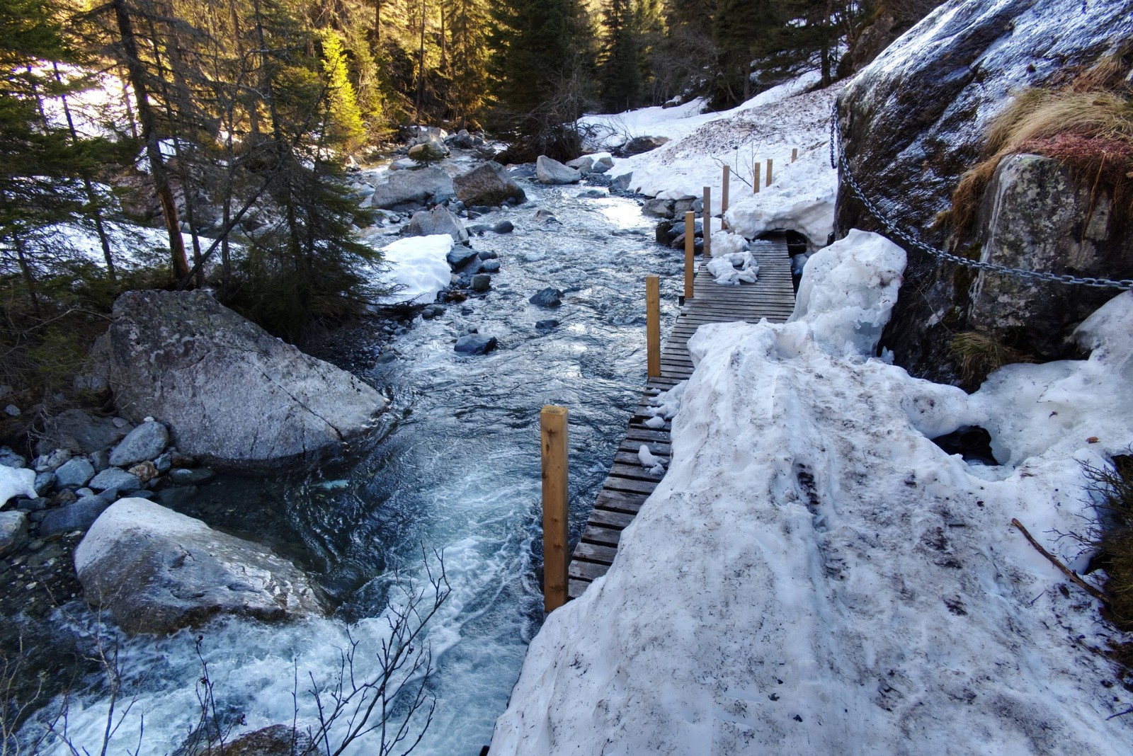 Passerelle et baignade&nbsp;