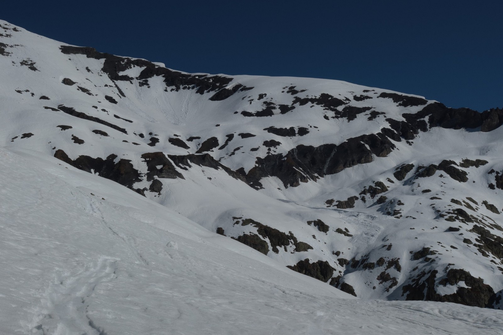 le bas de la grosse coulée de la face SE&nbsp;