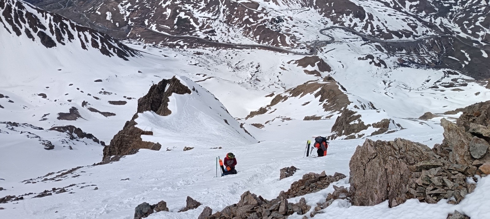 Début de la descente à skis un peu tendue&nbsp;