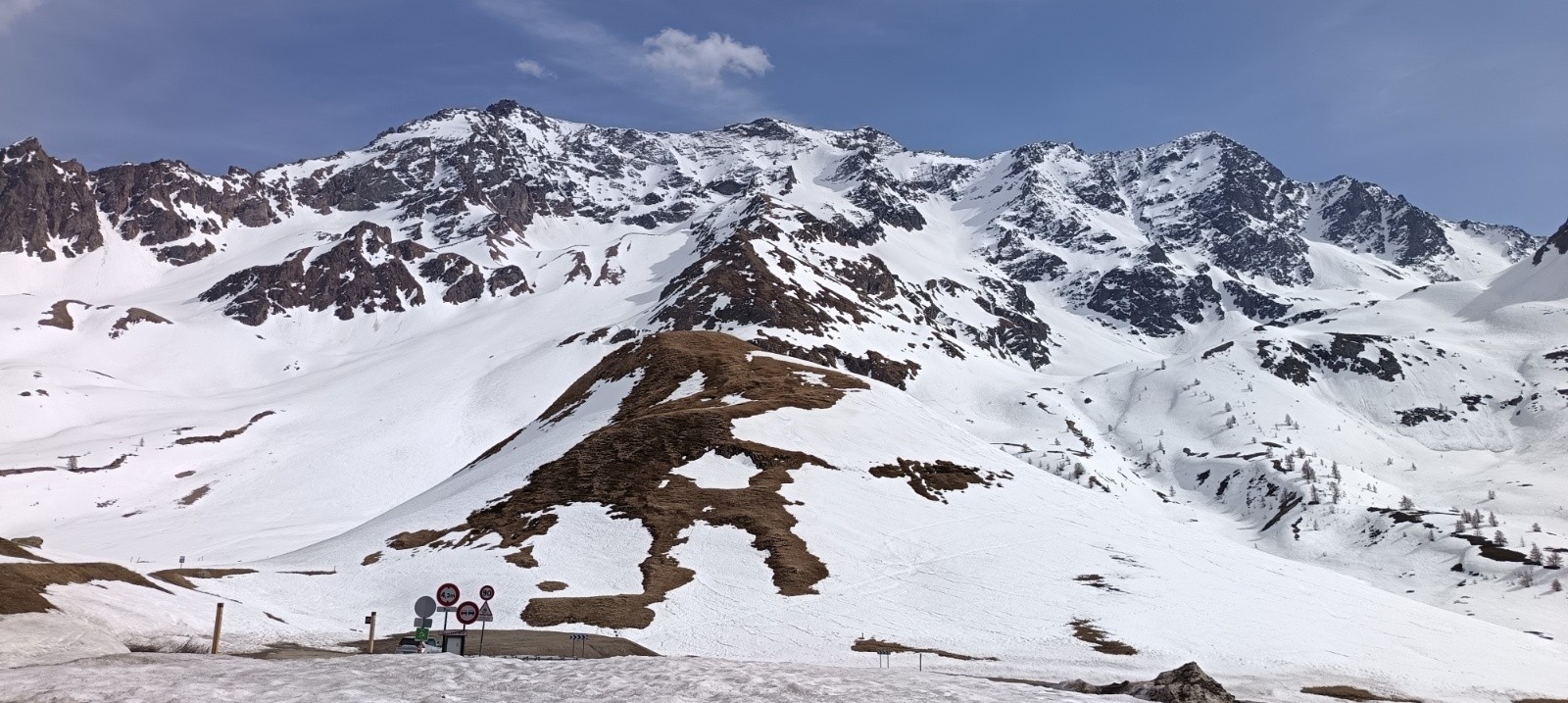 Enneigement du col versant Écrins&nbsp;