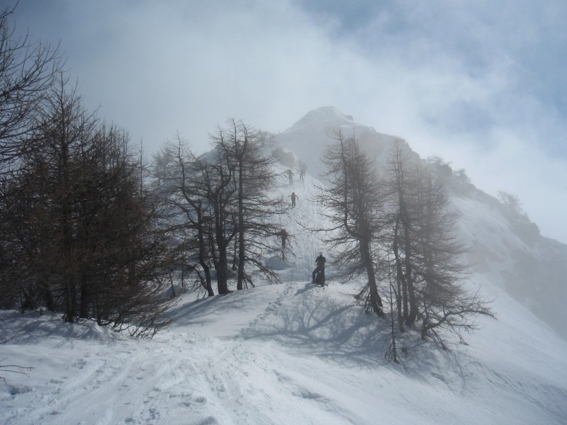 rocheux : ca fume et c'est dommage car la vue est superbe sur tout le haut Val Maira