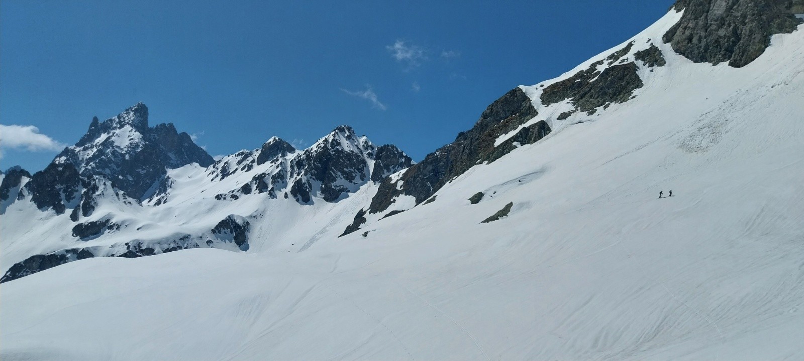 &nbsp;Lucie et Ludo sous fond de grand Pic