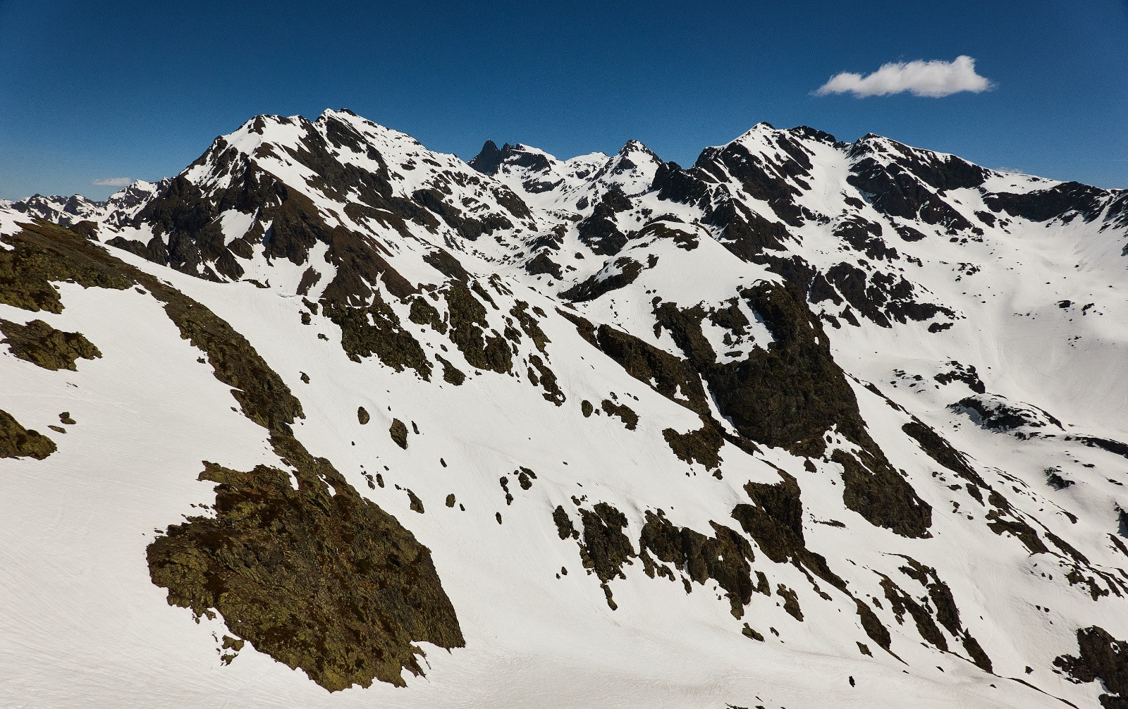 Vers le Grand Pic, il en reste aussi !!!