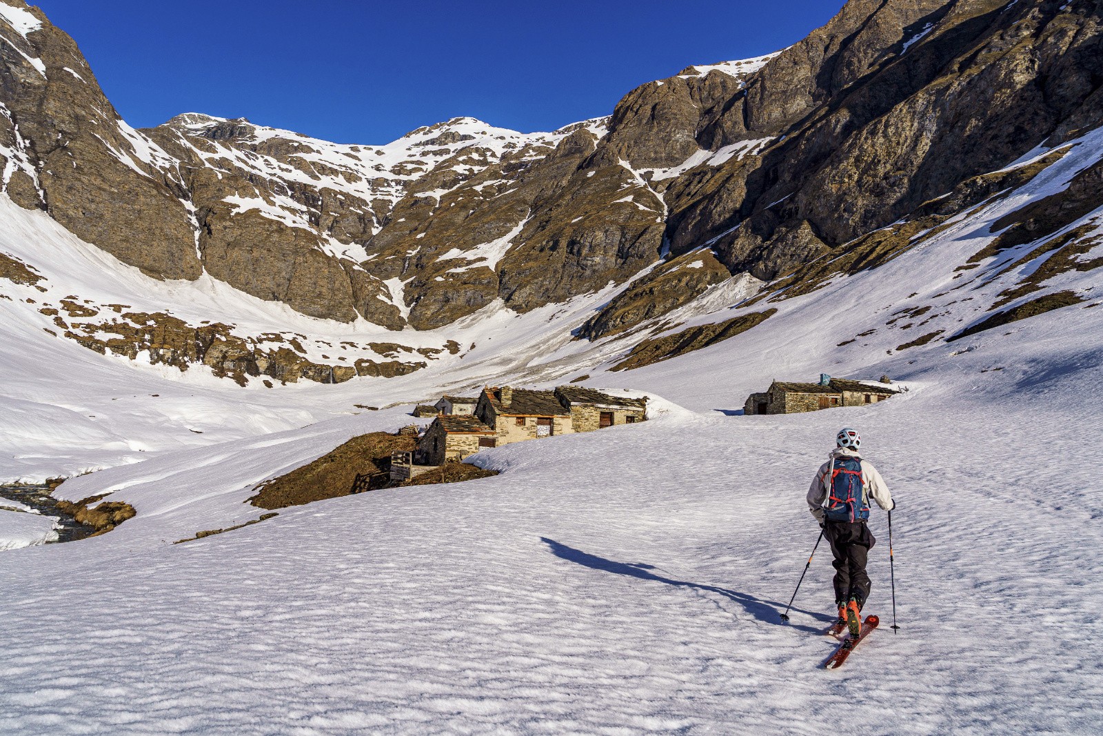 Un beau coin. La montée dans le goulet juste devant nous.&nbsp;
