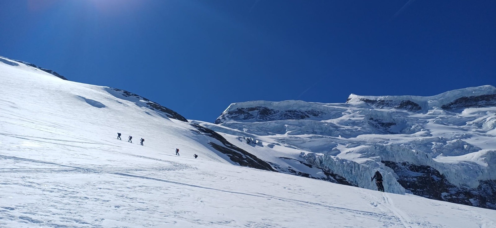 &nbsp;Spectaculaire remontée vers le Col du Tournelon Blanc