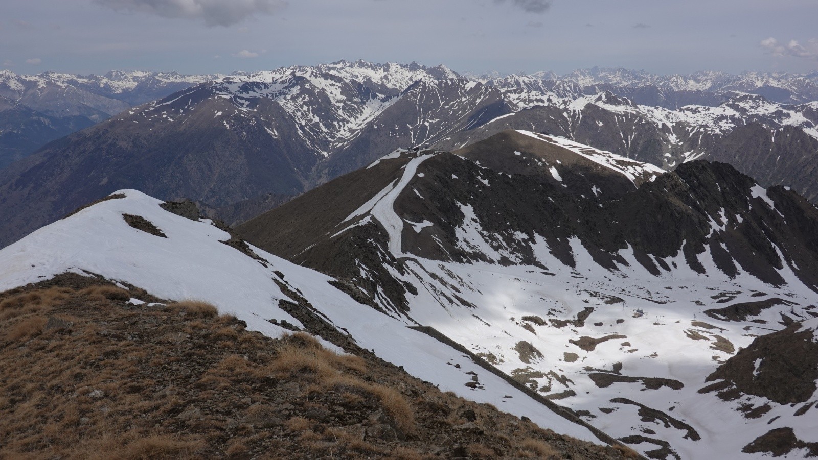 La Cime de Sistron depuis le sommet du Mont St-Sauveur