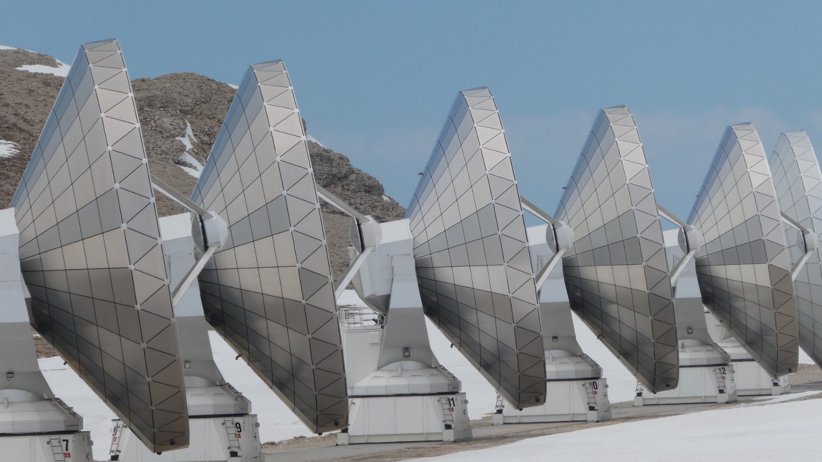 &nbsp;Dernier passage devant les paraboles