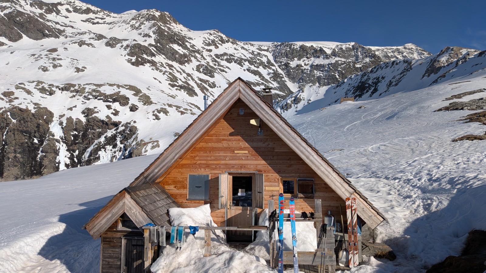 Refuge de la Valette (dortoir ouvert dans un batiment séparé)&nbsp;