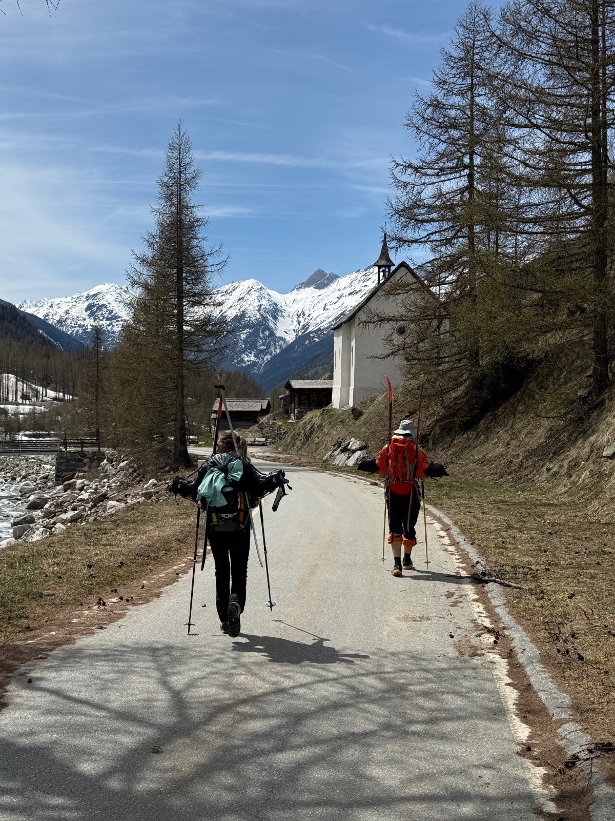 Le long chemin entre Fafneralp & Wiler