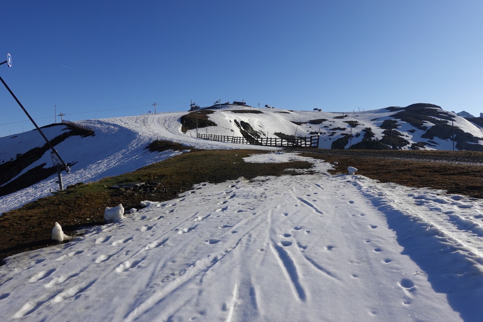 La neige n'est plus continue