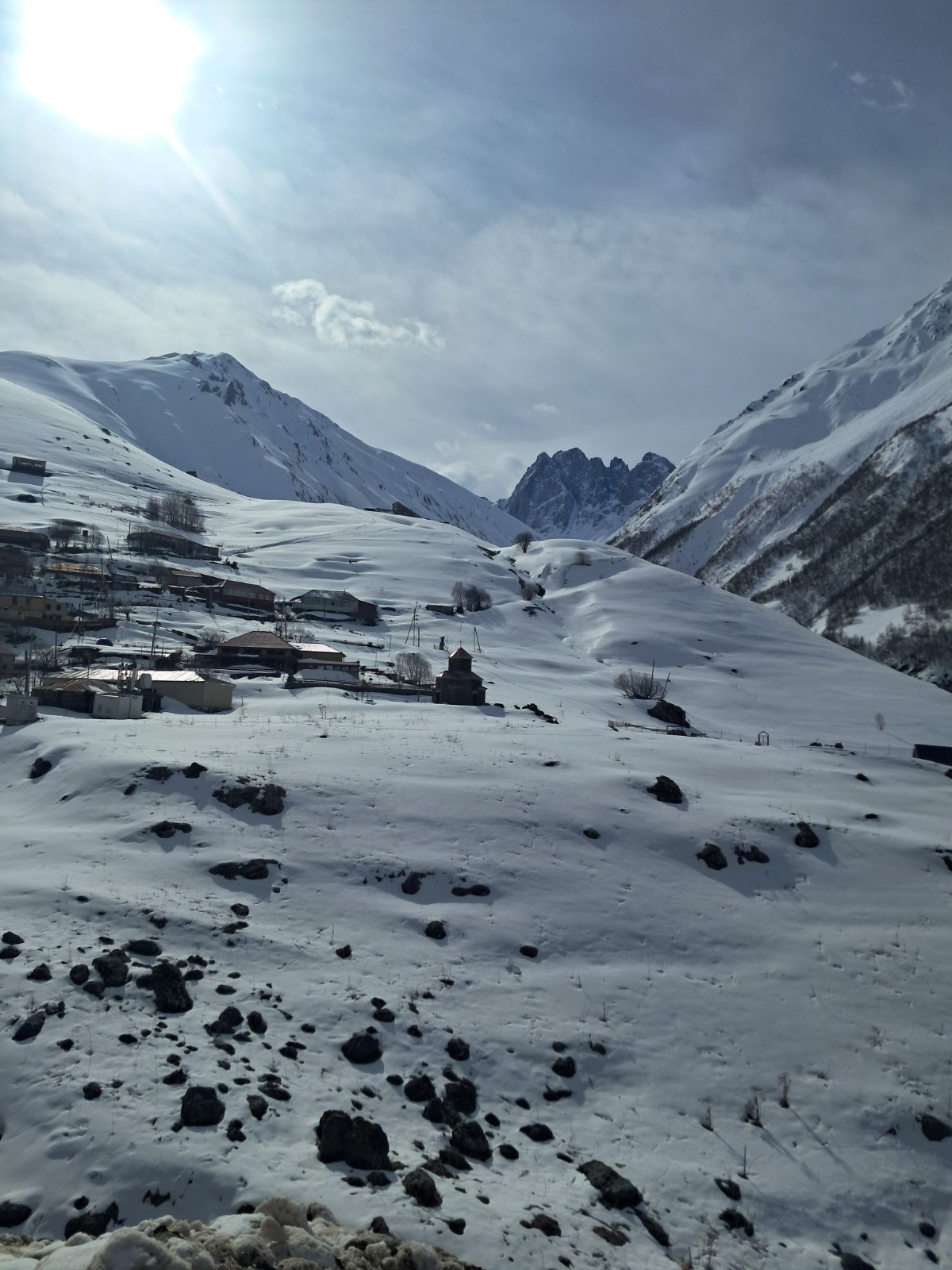 Chaukhi depuis Juta
