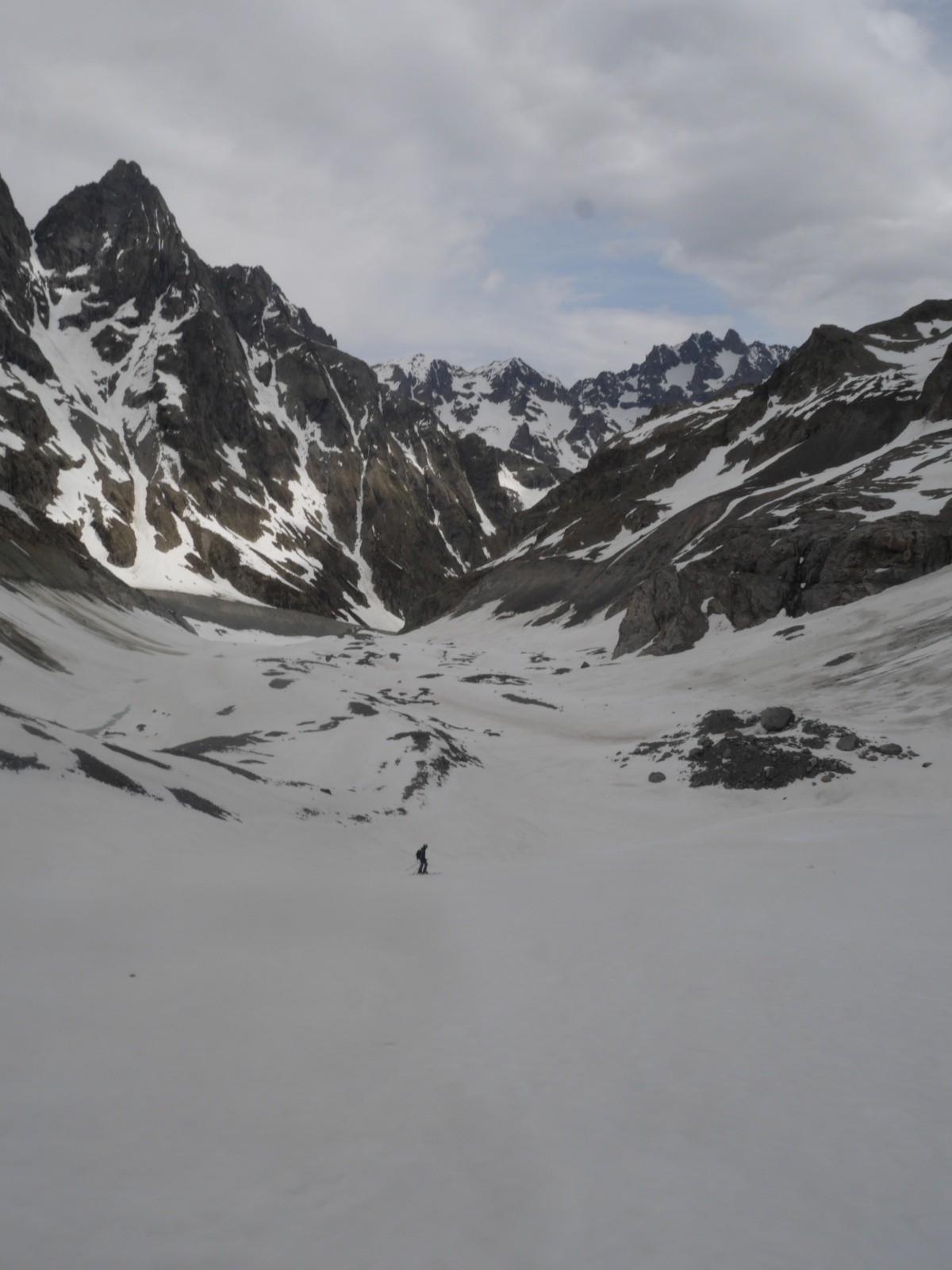 #3 Vue sur le couloir sud de la brèche des sagnes Vue sur le couloir sud de la brèche des sagnes