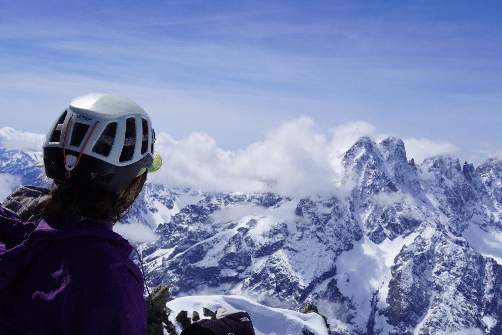 C'est ça la croix de Chamrousse?