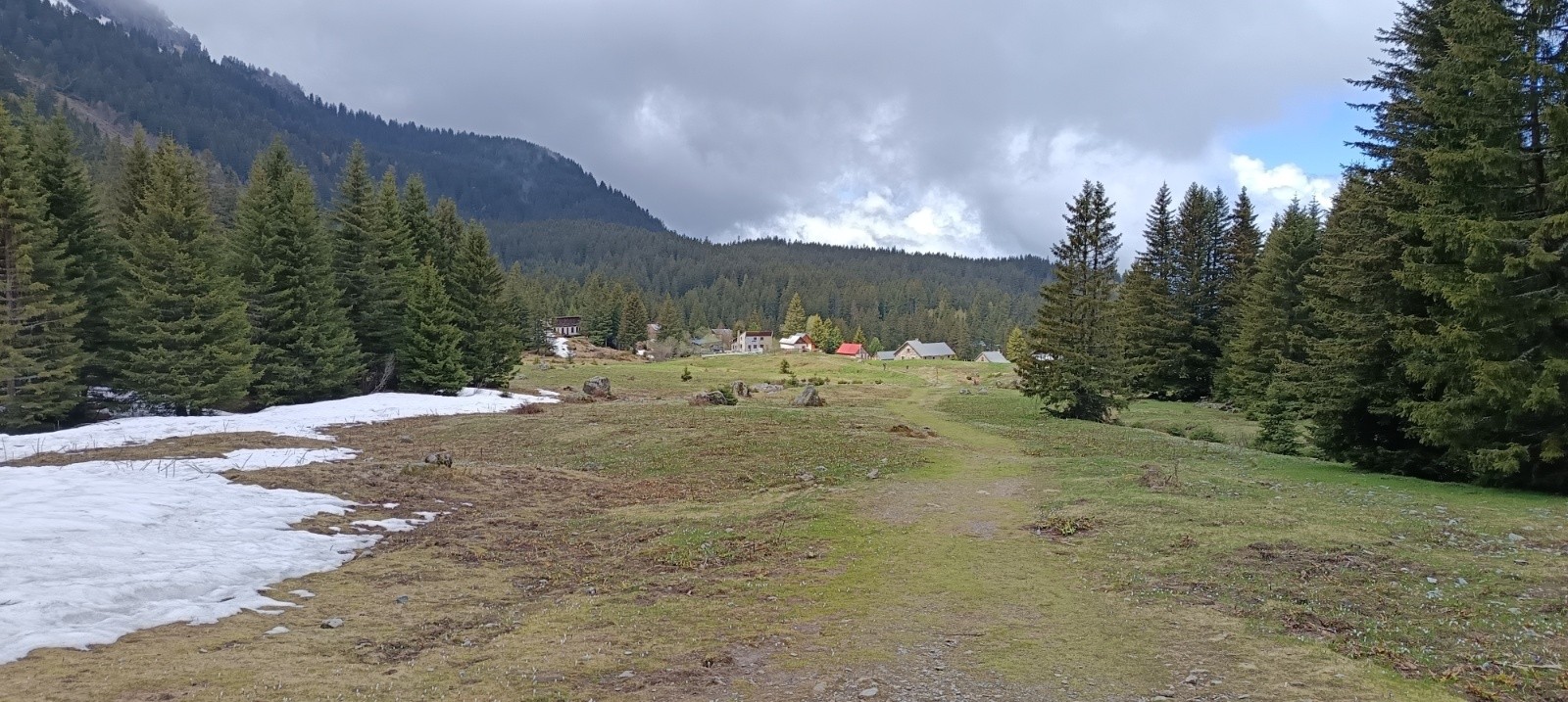 Arrivée sur les chalets de Poursollet&nbsp;