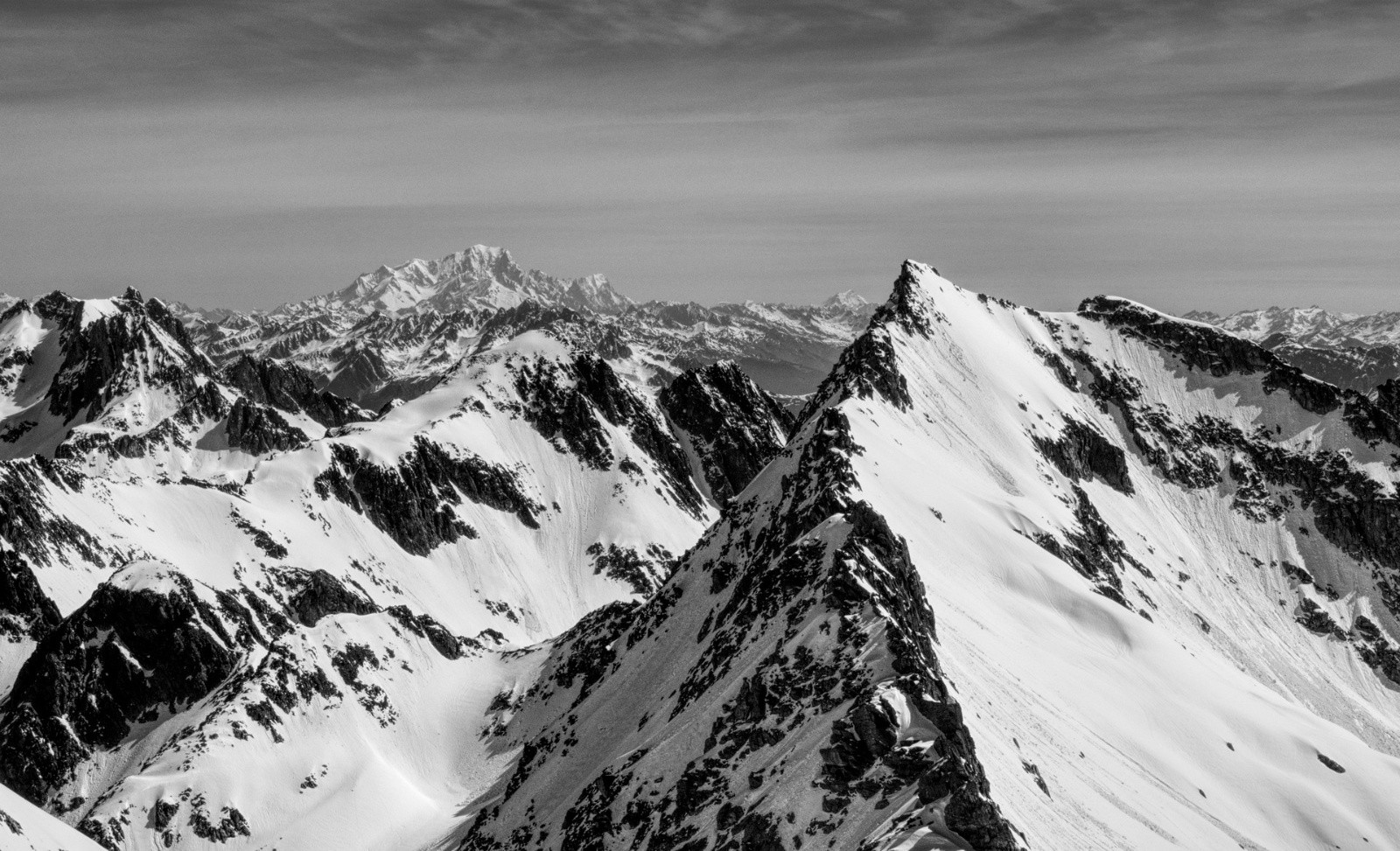 #12 Charmet de l Charmet de l'Aiguille et Mt Blanc