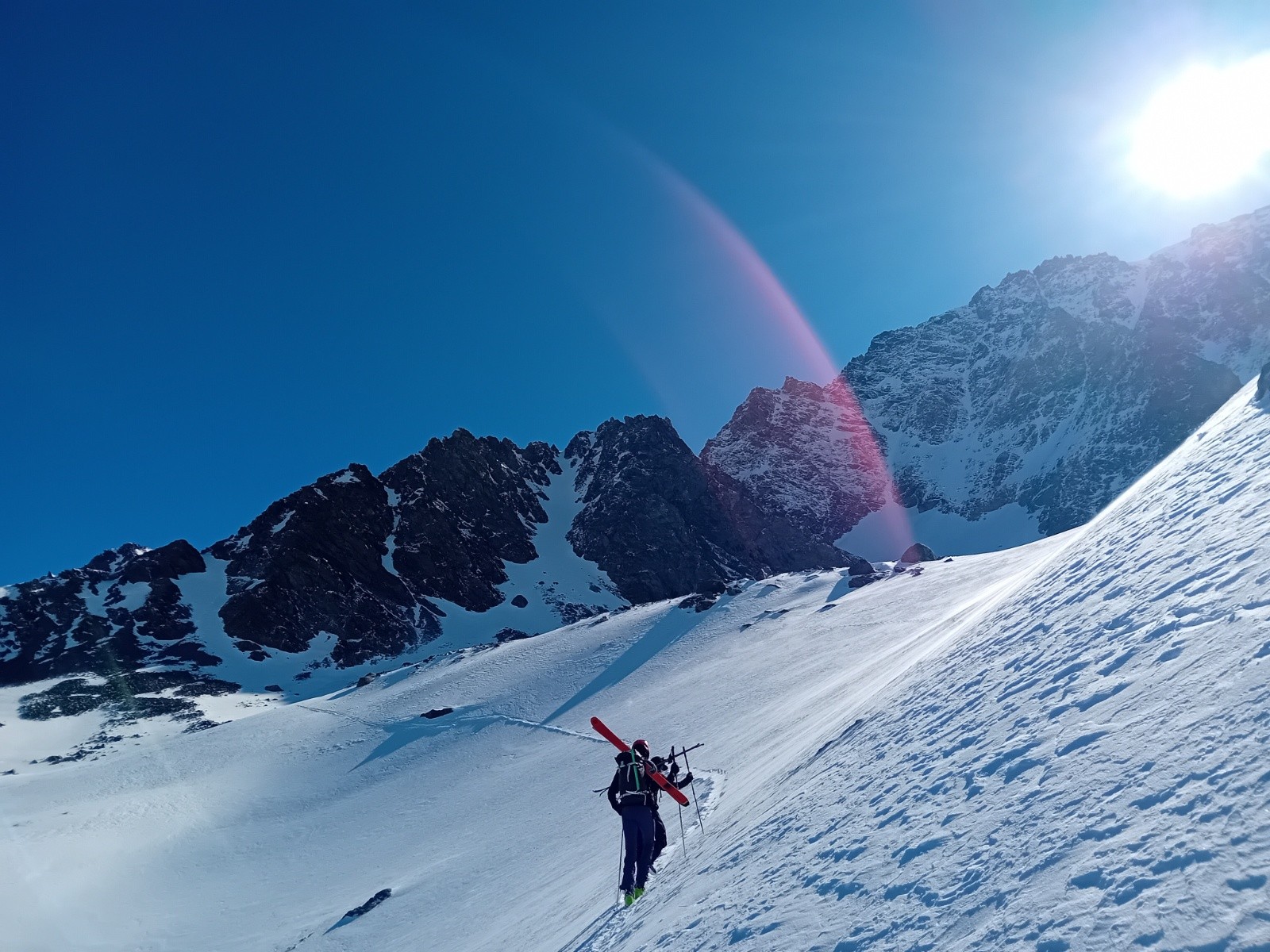 Vue sur la Dent de Proz et son couloir W