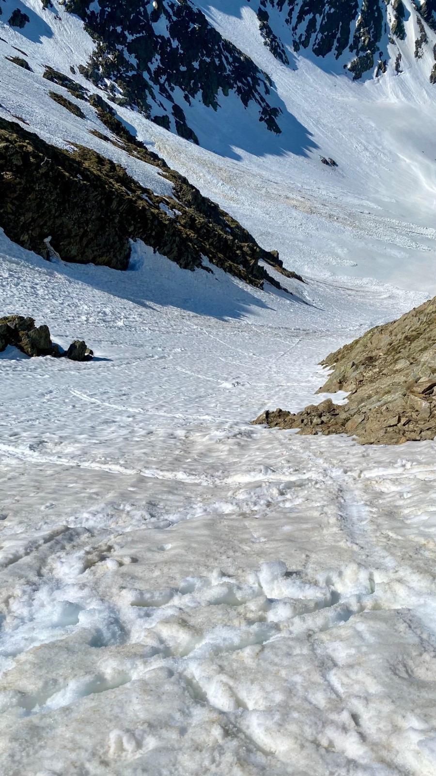 Le départ sous le col 2559