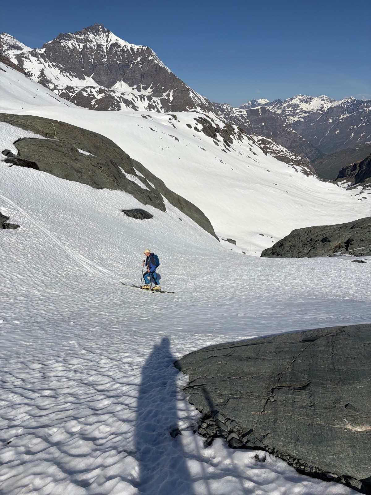 #2 Verrou d accès au glacier supérieur en très bonnes conditions Verrou d accès au glacier supérieur en très bonnes conditions
