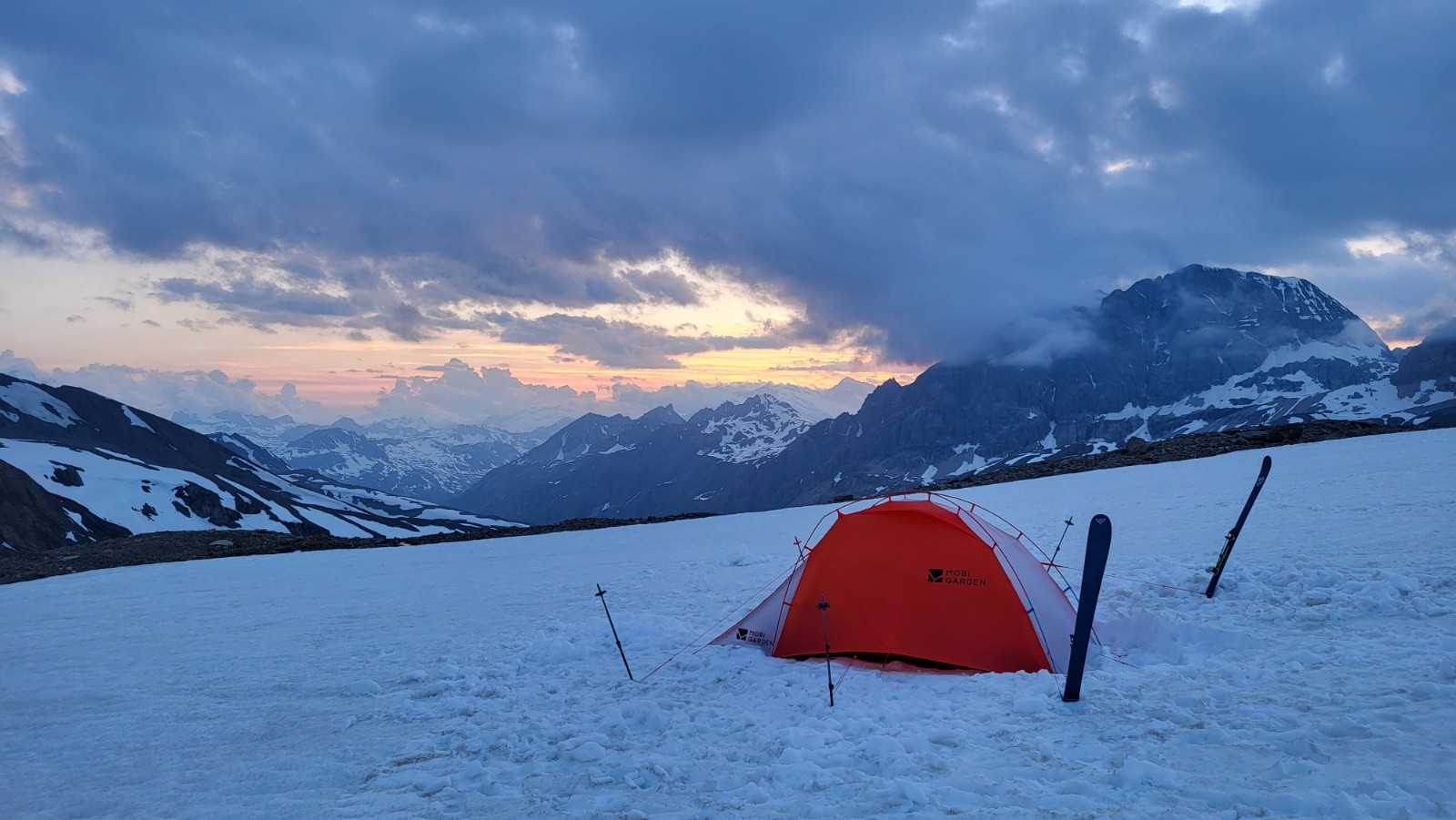 #9 J1 Coucher de soleil à 3000m - Il fait 5°C J1 Coucher de soleil à 3000m - Il fait 5°C