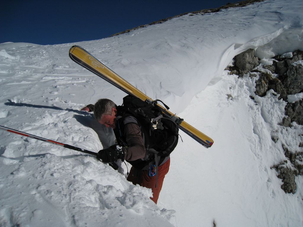 Couloirs du Pin : Jean, t'es bientot sauvé