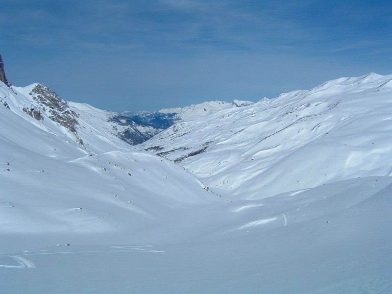 Vallon de l'aiguille noire : Direction Valloire et ses pistes de ski au fond