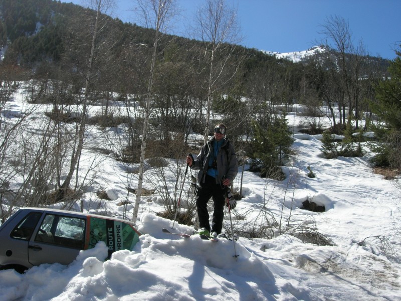 crête des granges : comme précisé, stationnement obligé en bas du hameau!