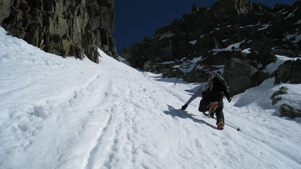 Rocher d'Arguille Couloir SW : ça commence à serieusement se redresser