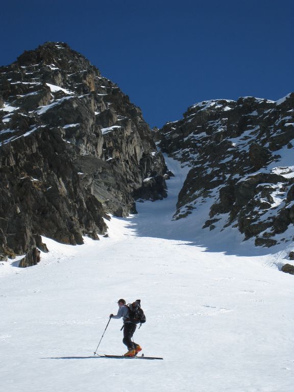 Couloir SW : on arrive au niveau du cone du couloir