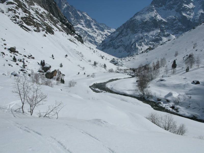 Carrelet : Ca fait plaisir ce vallon bien enneigé