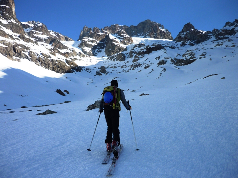 Flambeau des Ecrins : Montée au dessus du refuge.