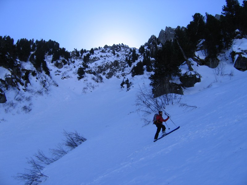 Bifurcation : On laisse le S du couloir pour monter dans la ligne la plus directe