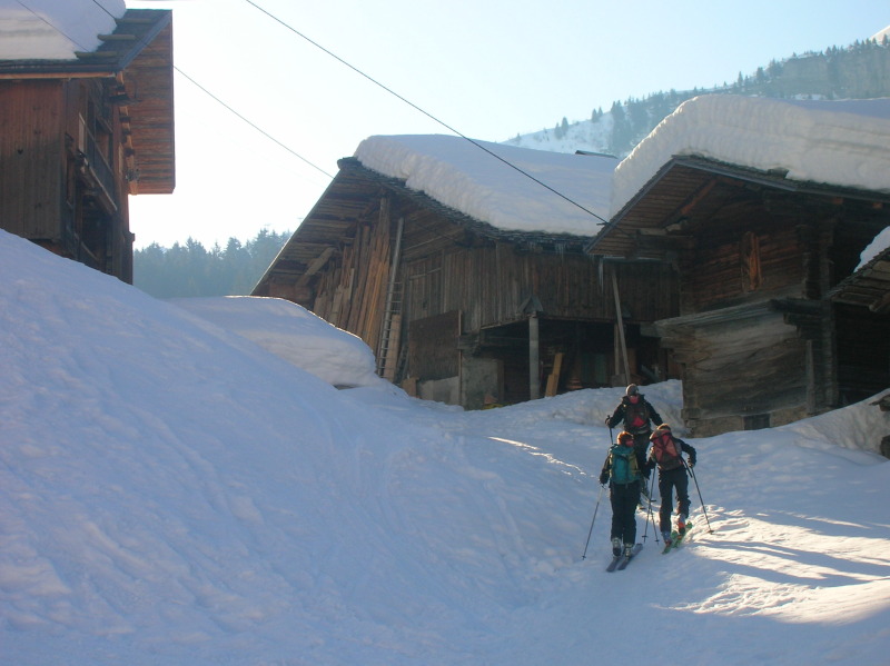 chalets : Chalets bucolique au début de notre balade
