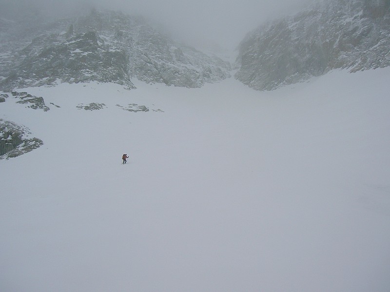 Descente du bas du couloir : Poudre sur fond dur, pas mal qd mm!