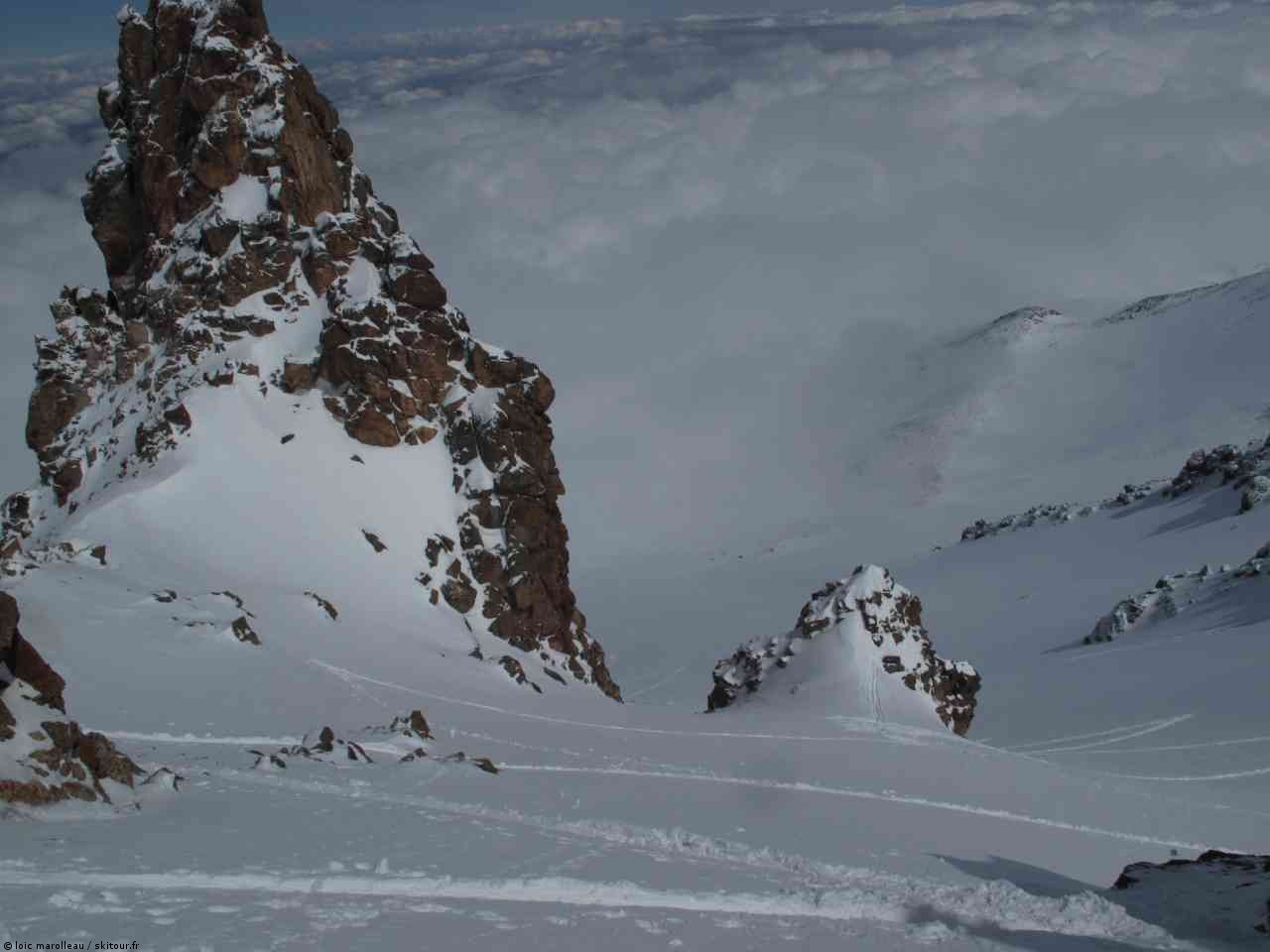 Mont Hasan : La trace de montée.
Il faudra basculer sur la gauche pour descendre.