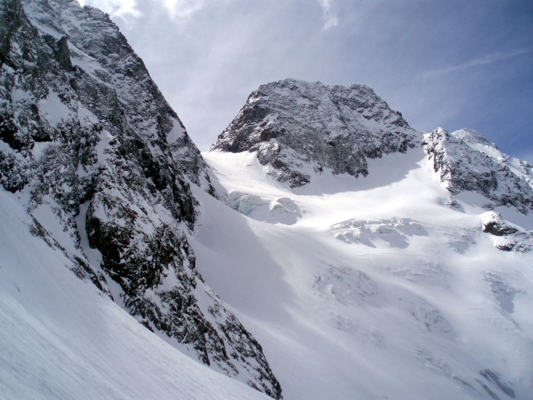 col du chardon : Depuis le Chéret, il nous tend les bras ...