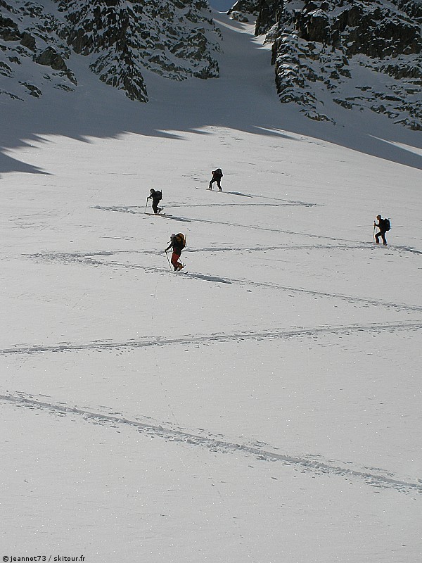 #8 Au pied du couloir : A l Au pied du couloir : A l'attaque du cône (couloir en banane)