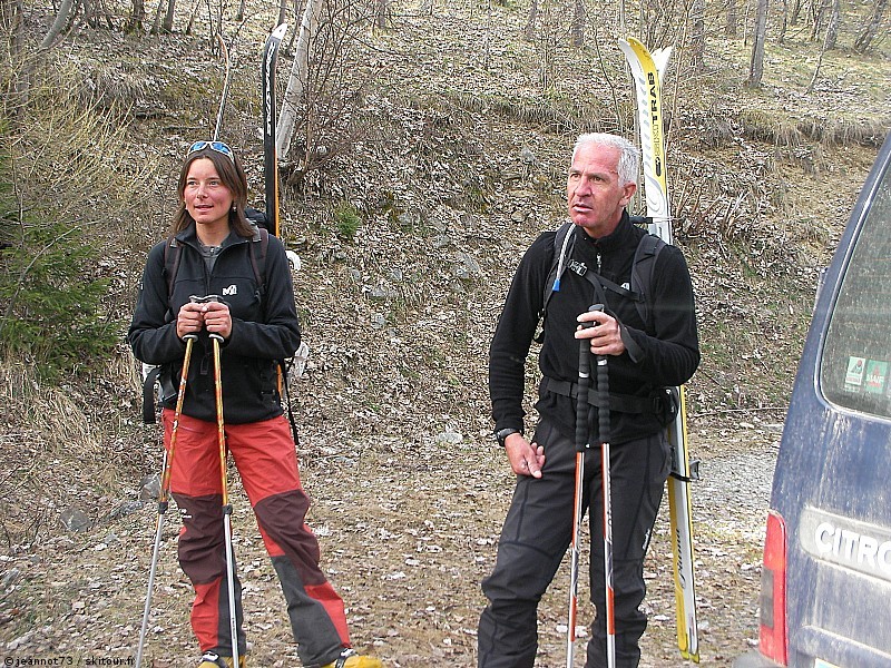 #28 Serge et Sandrine : Eh oui, on vous a grillé à la descente... Serge et Sandrine : Eh oui, on vous a grillé à la descente...