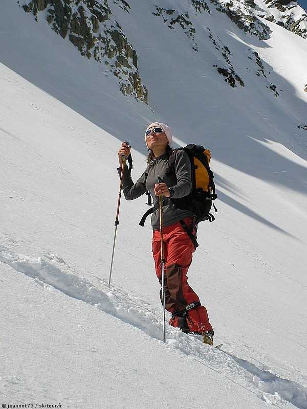 #10 Sandrine contemple : Sandrine contemple la trace ... et le couloir Sandrine contemple : Sandrine contemple la trace ... et le couloir