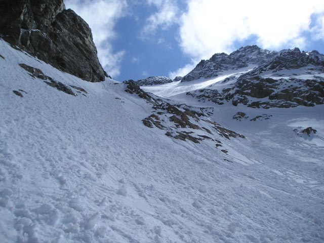 Bonne poudre jusque là : le haut de la descente