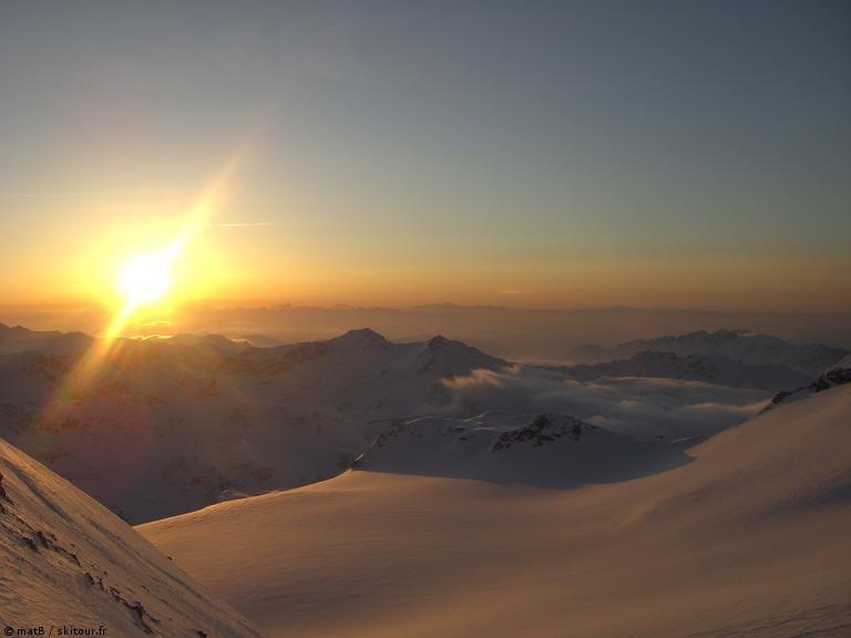 Jour 6 - Leve de soleil : sur le glacier de la Mare, magnifique !!