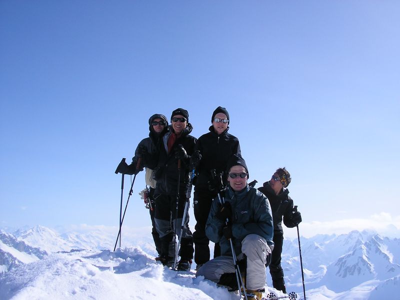 Hegelhorn : Beau petit sommet avec plateforme pour 6...